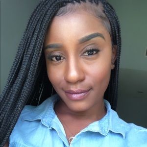 Meet your Posher, Jasmine